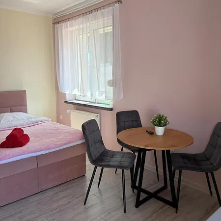 Ul Gdańska 40 3*
